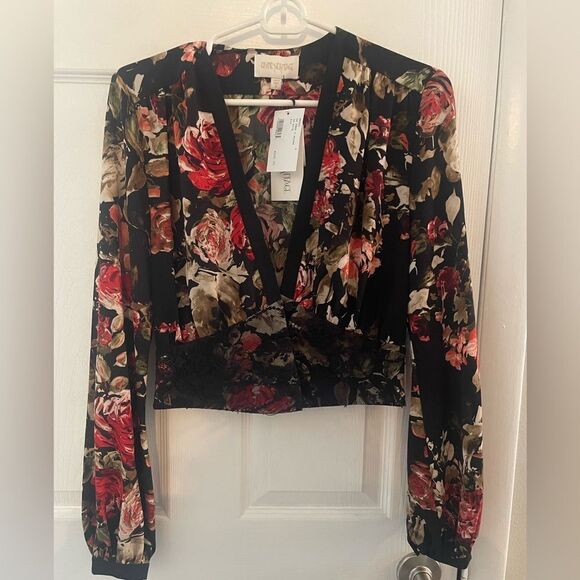 Divine Heritage Tops - Divine Heritage woman’s floral crop top